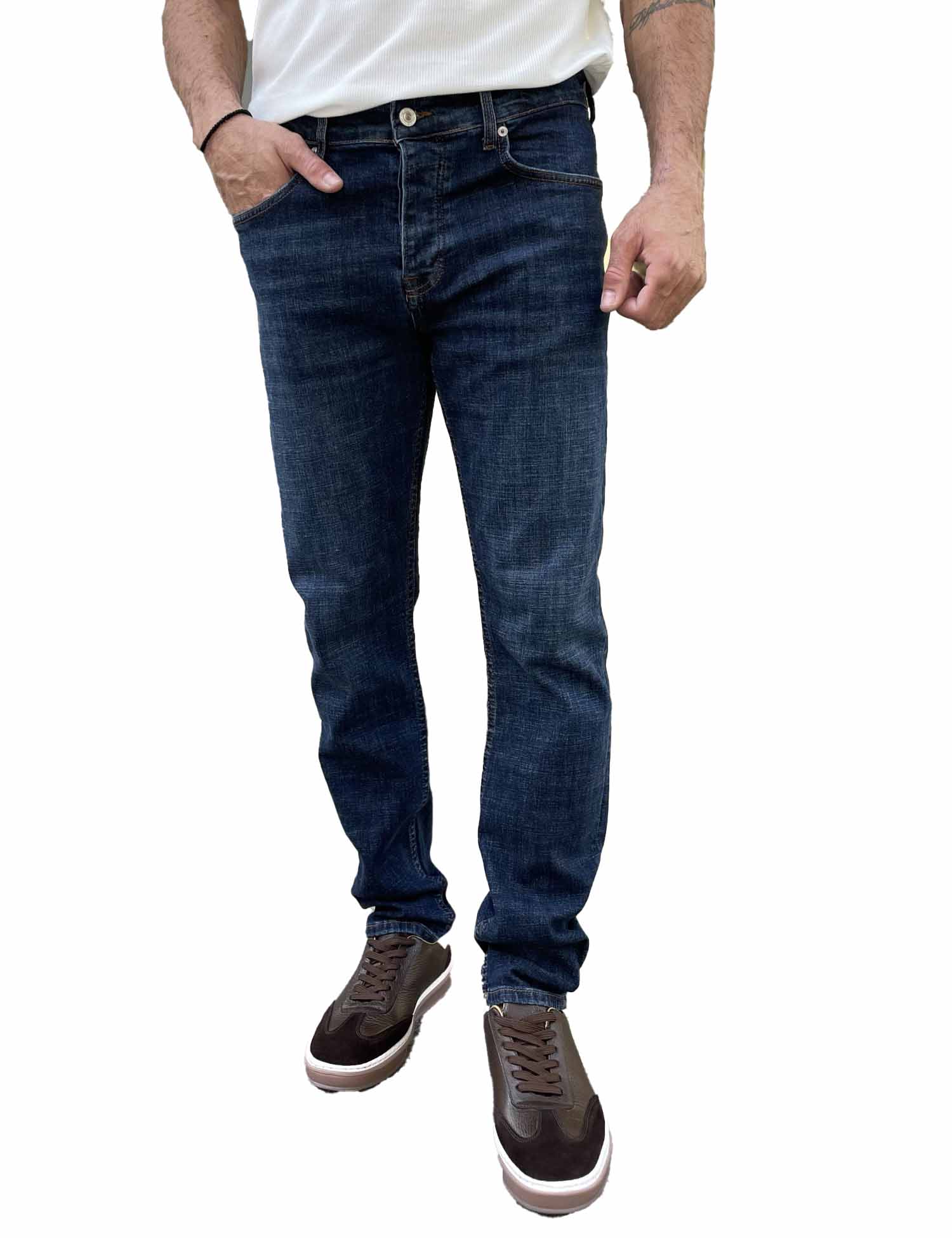 Ανδρικό σκούρο μπλε πεντάτσεπο τζιν παντελόνι ίσιο με κουμπιά 3LN1215 φωτογραφία